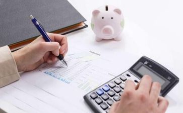 财务会计年终述职报告6篇