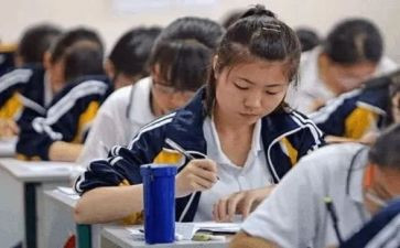 初中副校长个人述职报告5篇