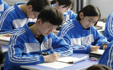 初中教师教育教学工作总结6篇