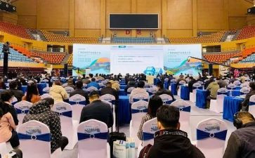 酒吧员工大会演讲稿7篇