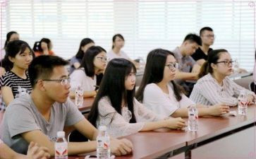 我的团大学作文优秀7篇