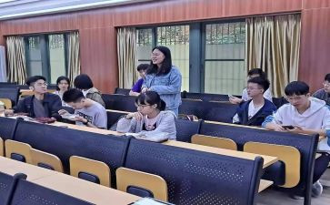 副班长总结报告7篇