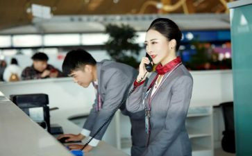 服务员个人年终总结5篇