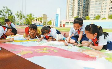 蚕绘画教案通用6篇