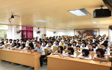 政教处辞职报告7篇