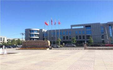 在校园的生活作文参考7篇