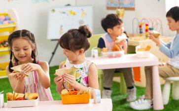 学前班健康教案8篇