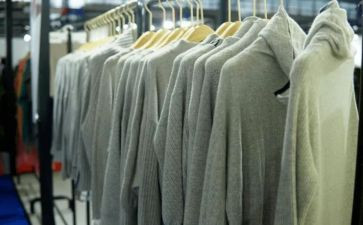 买衣服销售工作总结7篇