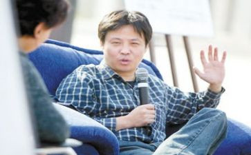 活着余华读后感5篇