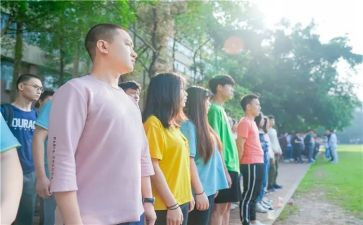 学生在校的自我鉴定推荐6篇